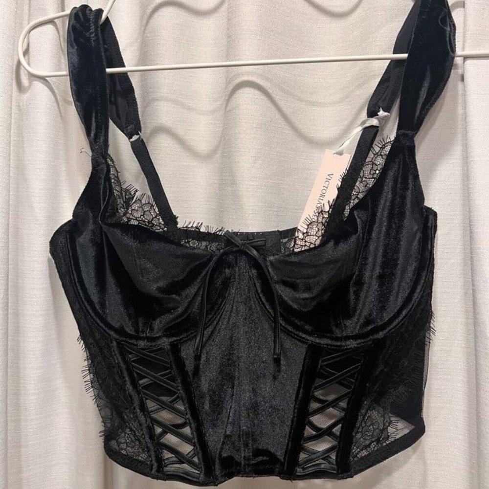 Victorias Secret Lace & Velvet Cap-Sleeve Corset Top Size Medium